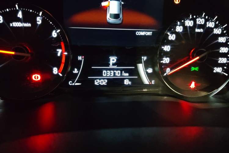 Used Honda Avancier 2020 240TURBO Front-Wheel Drive Smart Edition Odometer Close Up