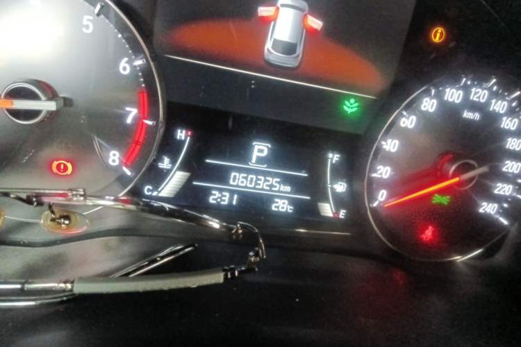 Used Honda Avancier 2020 240TURBO Front-Wheel Drive Smart Edition Odometer Close Up