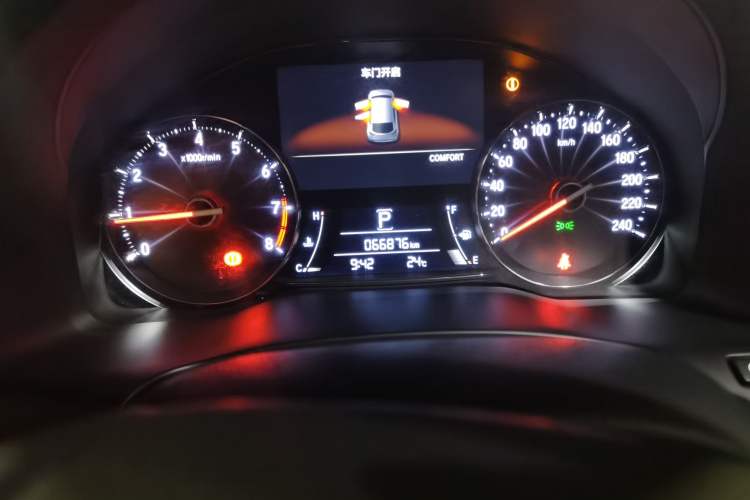 Used Honda Avancier 2020 370TURBO Four-Wheel Drive Premium Edition Odometer Close Up