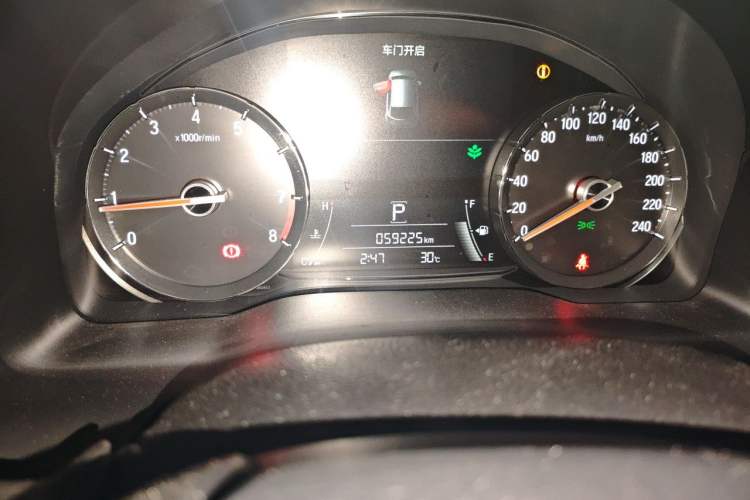 Used Honda Avancier 2020 370TURBO Two-Wheel Drive Luxury Edition Odometer Close Up