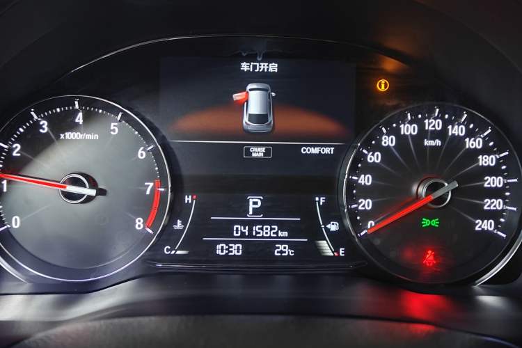 Used Honda Avancier 2020 370TURBO Two-Wheel Drive Luxury Edition Odometer Close Up