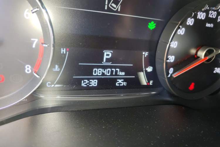 Used Honda Avancier 2020 370TURBO Four-Wheel Drive Supreme Edition Odometer Close Up