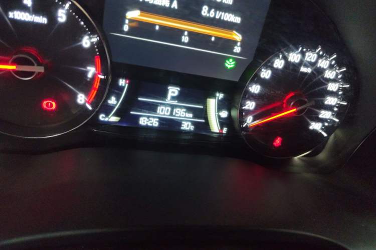 Used Honda Avancier 2020 240TURBO Two-Wheel Drive Comfort Edition Odometer Close Up