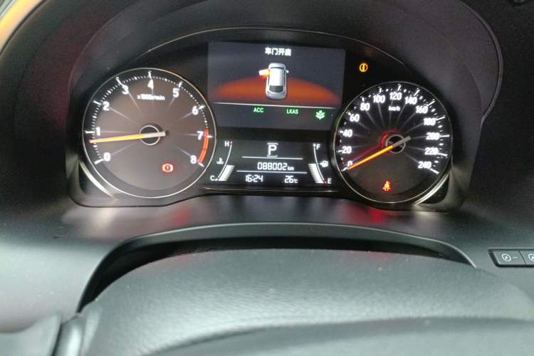 Used Honda Avancier 2020 370TURBO Four-Wheel Drive Supreme Edition Odometer Close Up