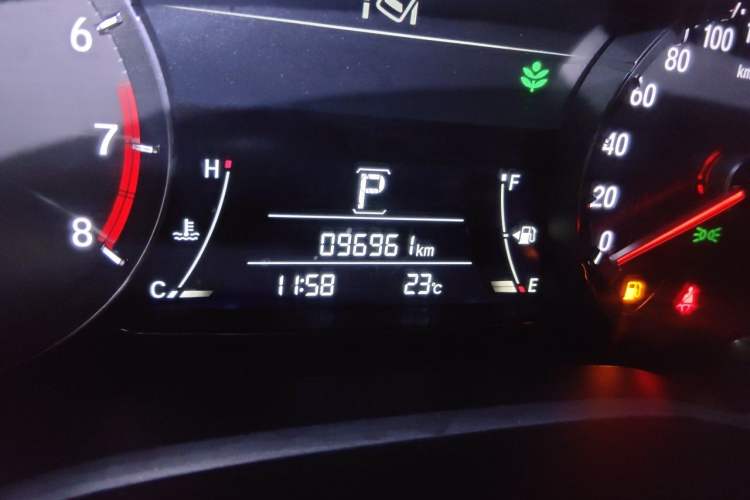 Used Honda Avancier 2020 240TURBO Front-Wheel Drive Smart Edition Odometer Close Up