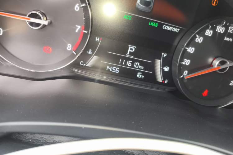 Used Honda Avancier 2020 370TURBO Four-Wheel Drive Supreme Edition Odometer Close Up