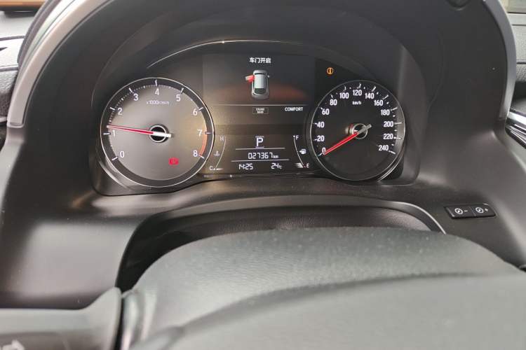Used Honda Avancier 2020 370TURBO Four-Wheel Drive Premium Edition Odometer Close Up