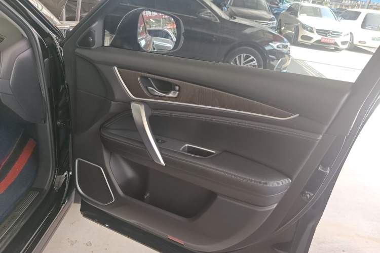 Used Honda Avancier 2020 240TURBO Two-Wheel Drive Comfort Edition Right Front Door Interior