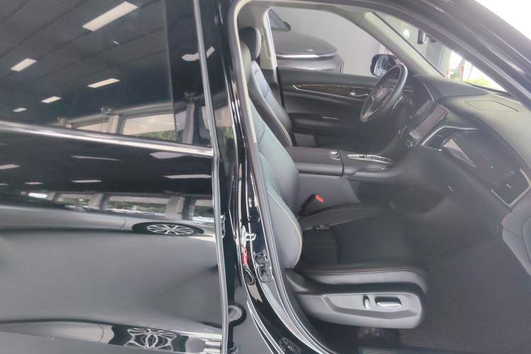Used Honda Avancier 2020 370TURBO Four-Wheel Drive Premium Edition Right Front Seat