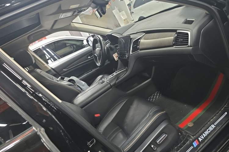 Used Honda Avancier 2020 370TURBO Two-Wheel Drive Luxury Edition Right Front Seat