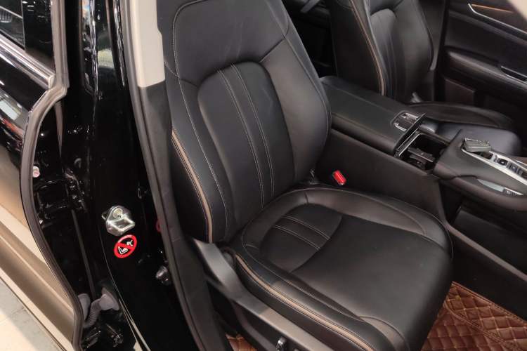 Used Honda Avancier 2020 370TURBO Two-Wheel Drive Luxury Edition Right Front Seat