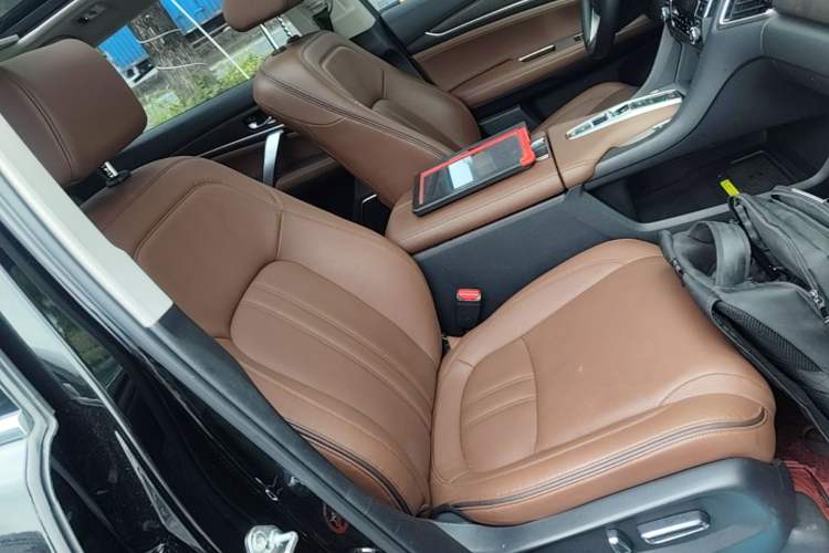 Used Honda Avancier 2020 370TURBO Four-Wheel Drive Premium Edition Right Front Seat