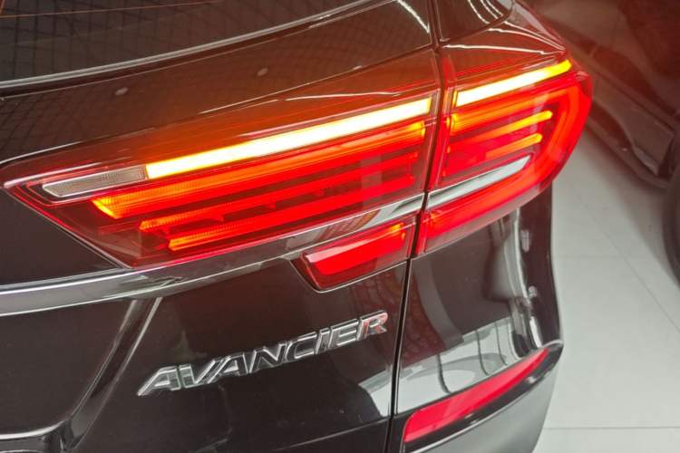 Used Honda Avancier 2020 240TURBO Front-Wheel Drive Smart Edition Right Rear Taillight