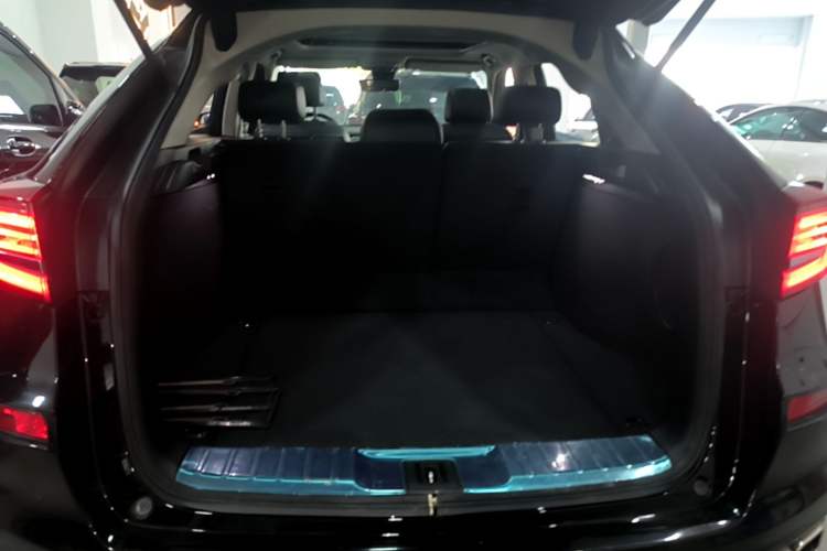 Used Honda Avancier 2020 370TURBO Four-Wheel Drive Premium Edition Trunk