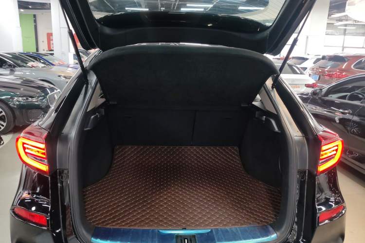 Used Honda Avancier 2020 370TURBO Two-Wheel Drive Luxury Edition Trunk