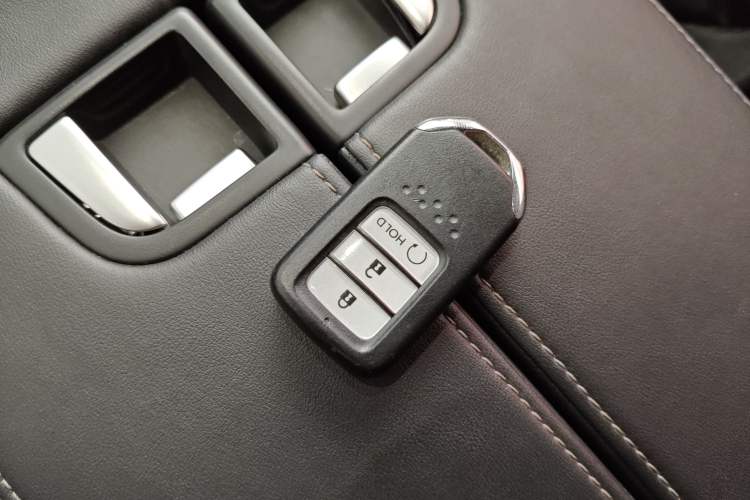 Used Honda Avancier 2020 240TURBO Two-Wheel Drive Comfort Edition Vehicle Key