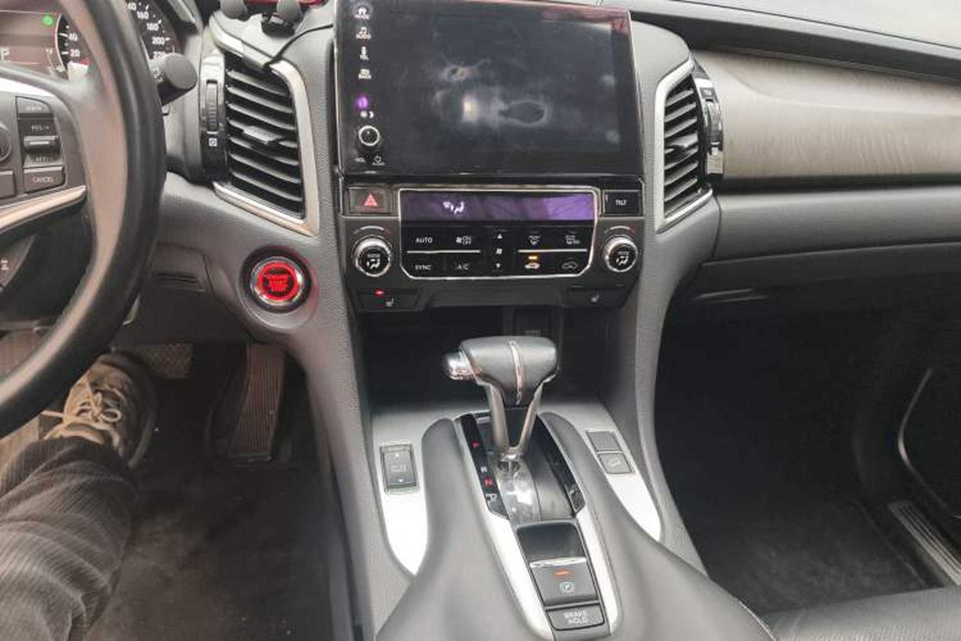 Used Honda Avancier 2020 240TURBO Two-Wheel Drive Premium Edition Audio And AC Panel