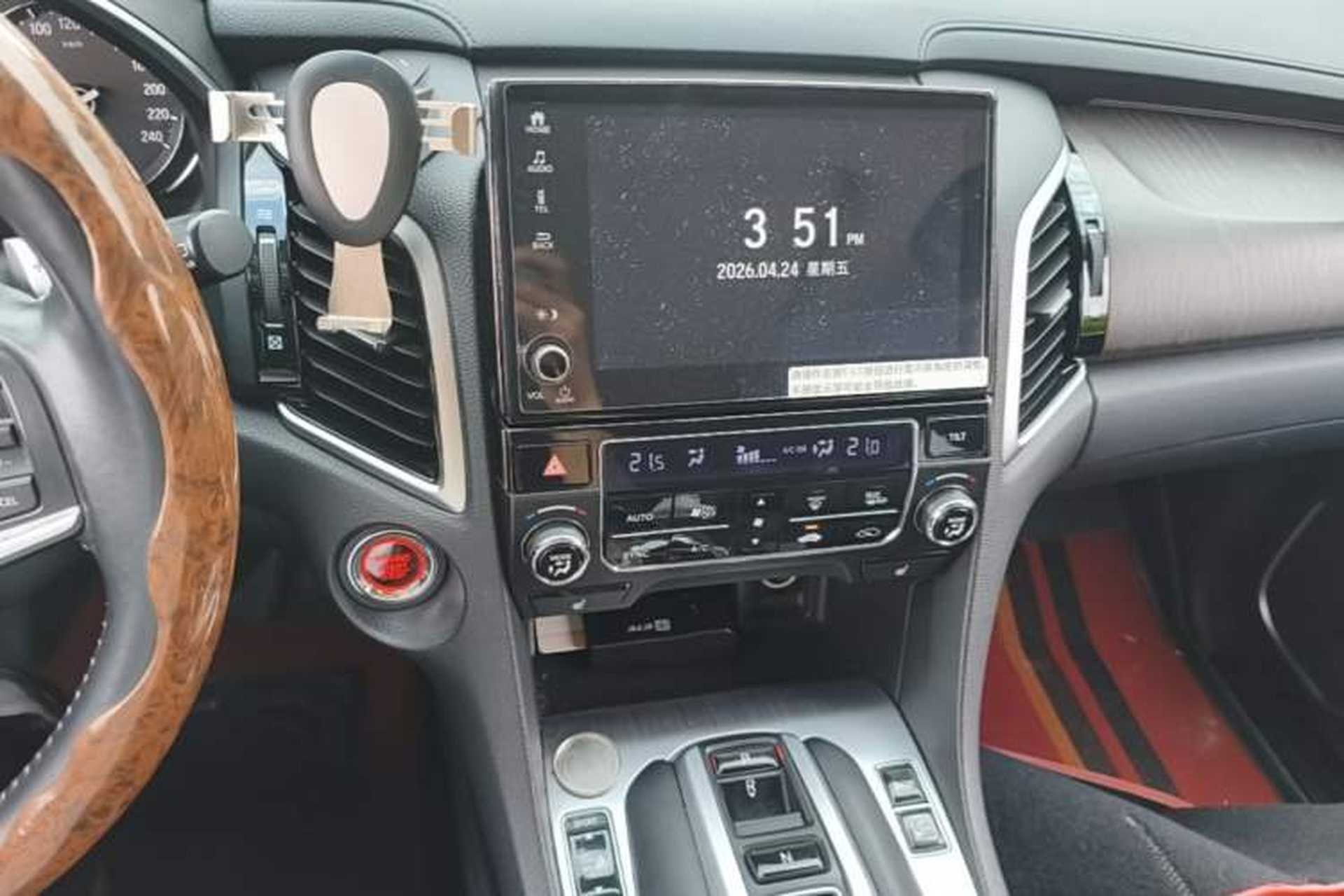 Used Honda Avancier 2020 370TURBO Two-Wheel Drive Luxury Edition Audio And AC Panel