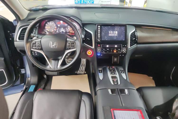 Used Honda Avancier 2020 370TURBO Four-Wheel Drive Supreme Edition Two-Tone Audio And AC Panel
