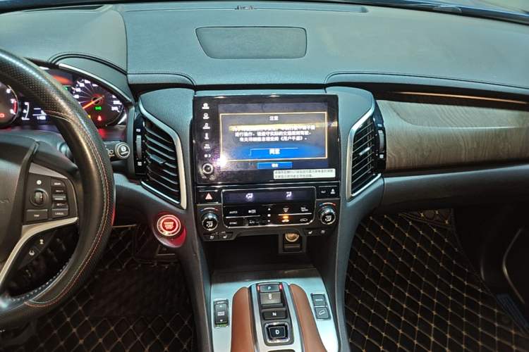 Used Honda Avancier 2020 370TURBO Four-Wheel Drive Supreme Edition Center Console