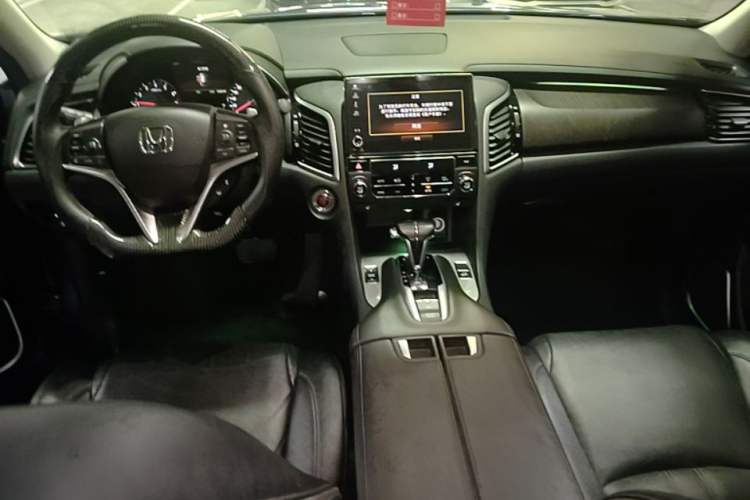 Used Honda Avancier 2020 240TURBO Two-Wheel Drive Premium Edition Center Console