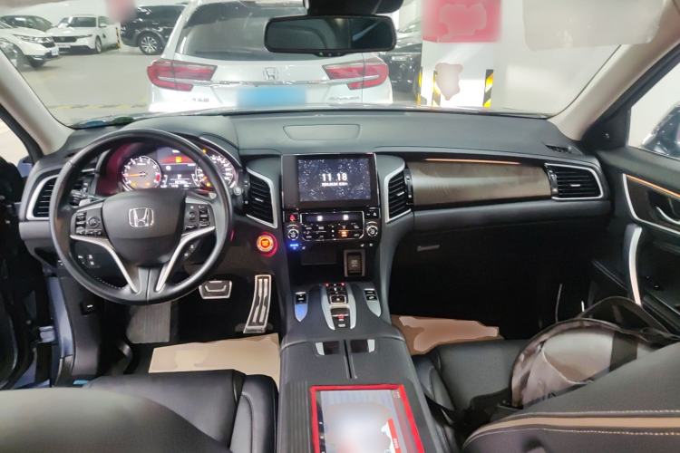 Used Honda Avancier 2020 370TURBO Four-Wheel Drive Supreme Edition Two-Tone Center Console
