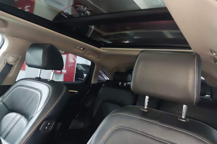 Used Honda Avancier 2020 370TURBO Four-Wheel Drive Supreme Edition Two-Tone Headliner