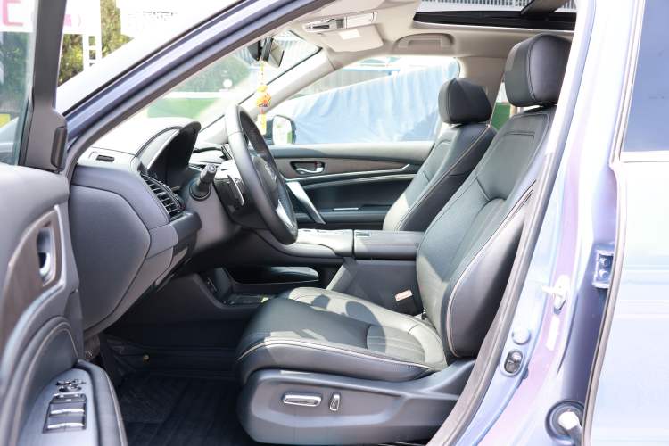 Used Honda Avancier 2020 370TURBO Four-Wheel Drive Prestige Edition Two-Tone Interior 3