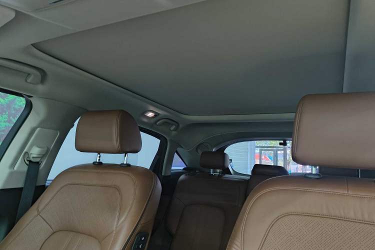Used Honda Avancier 2020 370TURBO Four-Wheel Drive Supreme Edition Interior 5