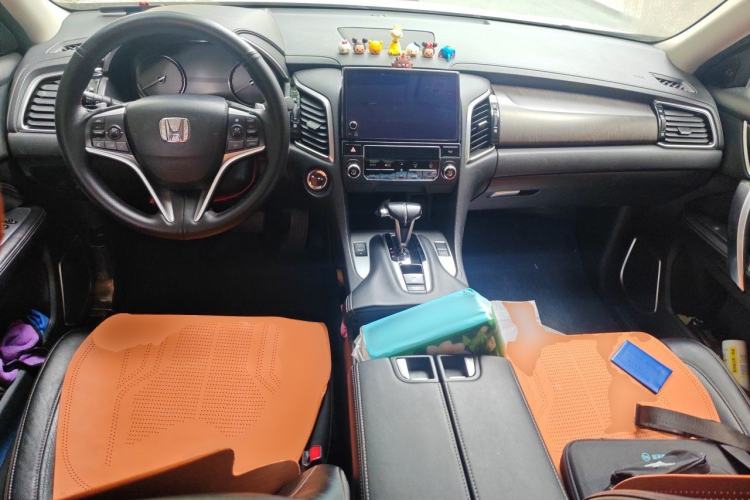 Used Honda Avancier 2020 240TURBO Two-Wheel Drive Comfort Edition Center Console