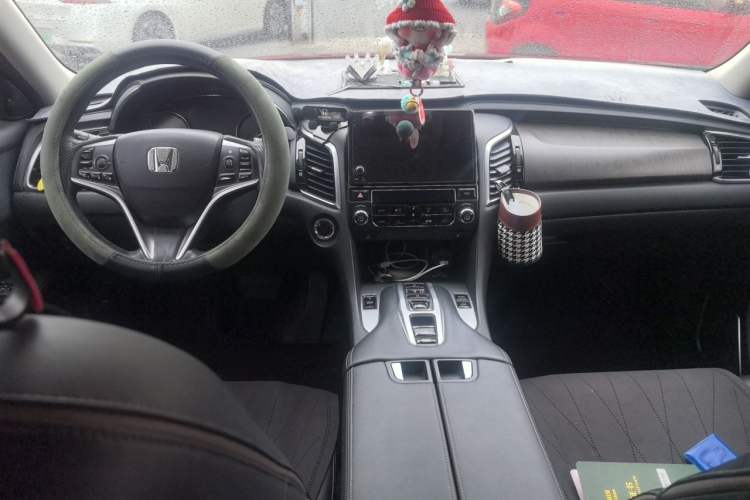 Used Honda Avancier 2020 370TURBO Two-Wheel Drive Luxury Edition Center Console