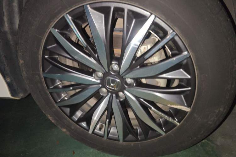 Used Honda Avancier 2020 370TURBO Four-Wheel Drive Supreme Edition Two-Tone Right Front Wheel Hub