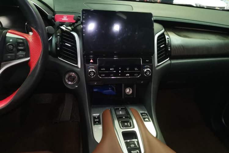 Used Honda Avancier 2020 370TURBO Four-Wheel Drive Premium Edition Audio And AC Panel