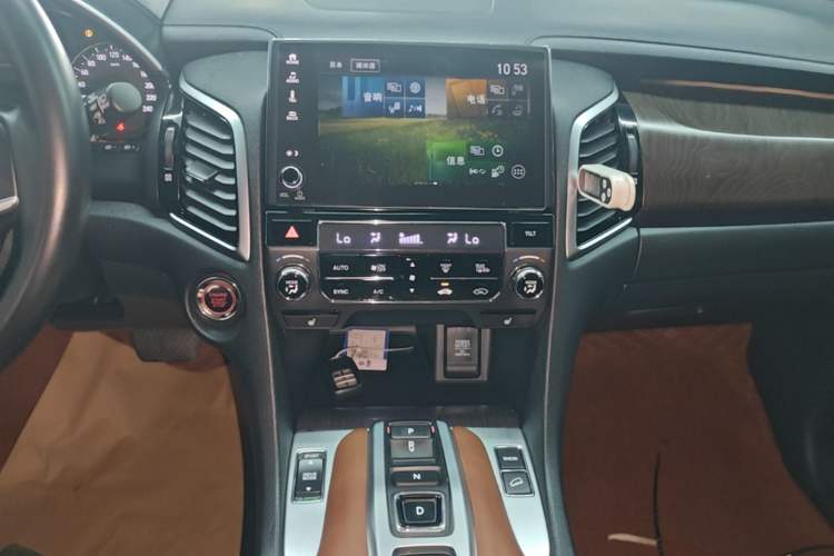Used Honda Avancier 2020 370TURBO Two-Wheel Drive Luxury Edition Audio And AC Panel
