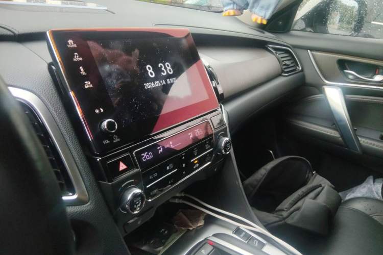 Used Honda Avancier 2020 370TURBO Two-Wheel Drive Luxury Edition Audio And AC Panel