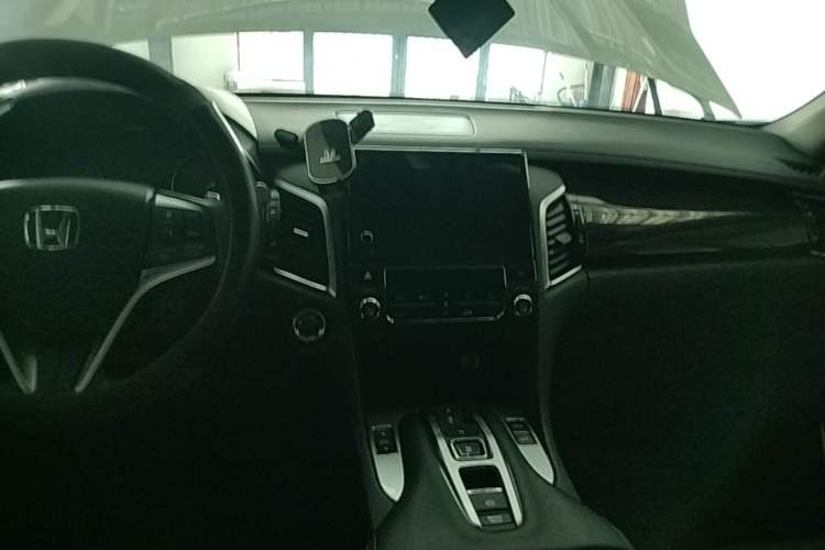 Used Honda Avancier 2020 370TURBO Two-Wheel Drive Luxury Edition Audio And AC Panel