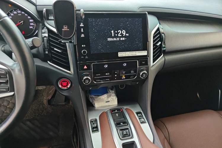 Used Honda Avancier 2020 370TURBO Two-Wheel Drive Luxury Edition Audio And AC Panel