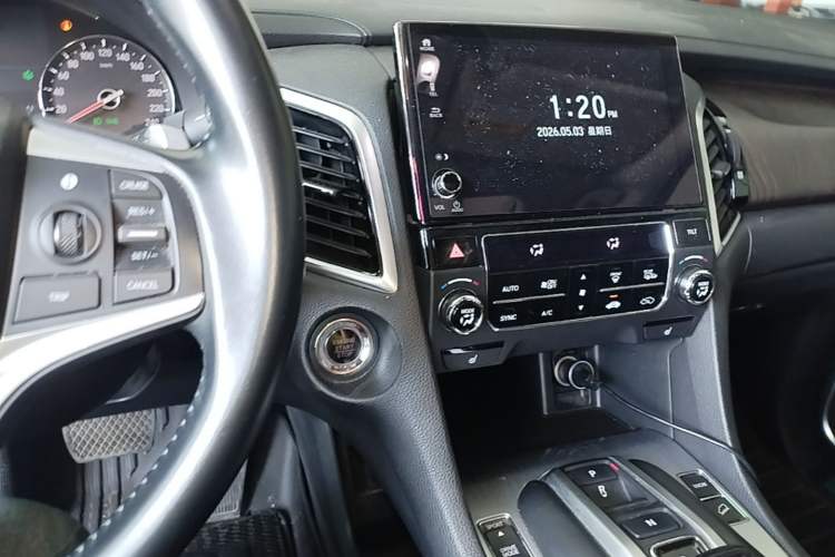 Used Honda Avancier 2020 370TURBO Two-Wheel Drive Luxury Edition Audio And AC Panel