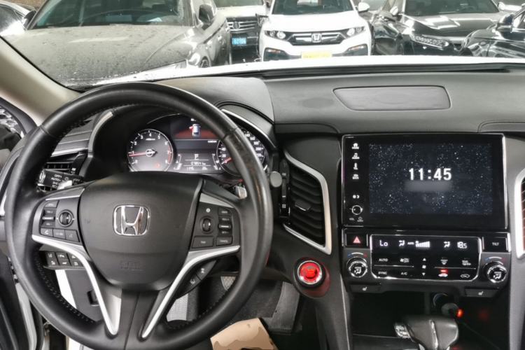 Used Honda Avancier 2020 240TURBO Two-Wheel Drive Premium Edition Center Console