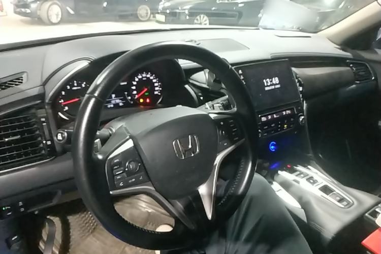 Used Honda Avancier 2020 370TURBO Four-Wheel Drive Premium Edition Center Console