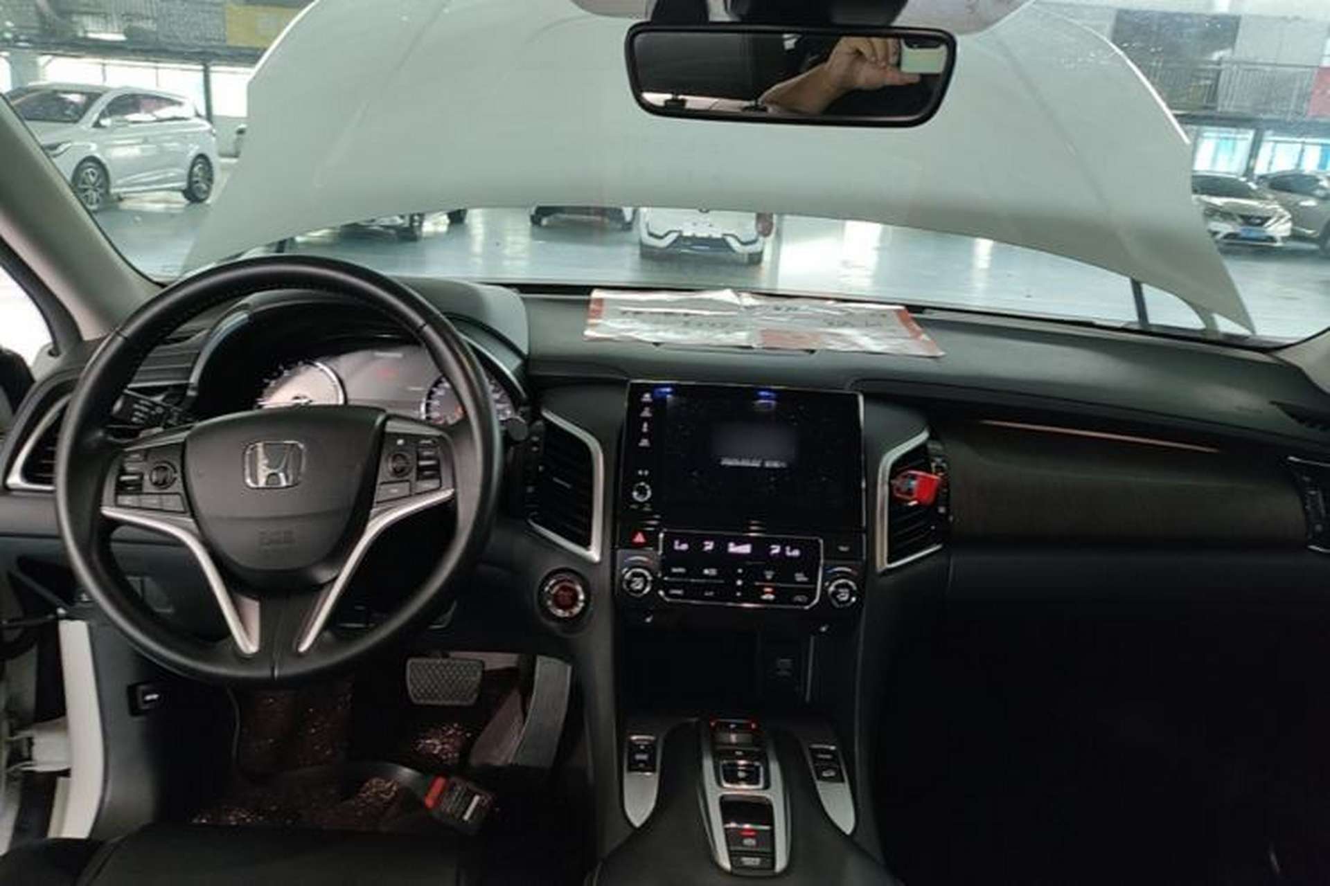 Used Honda Avancier 2020 370TURBO Two-Wheel Drive Luxury Edition Center Console