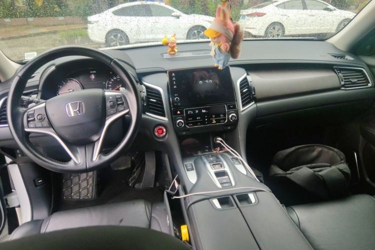 Used Honda Avancier 2020 370TURBO Two-Wheel Drive Luxury Edition Center Console