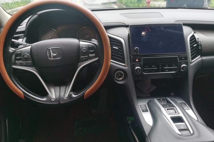 Used Honda Avancier 2020 370TURBO Two-Wheel Drive Luxury Edition Center Console