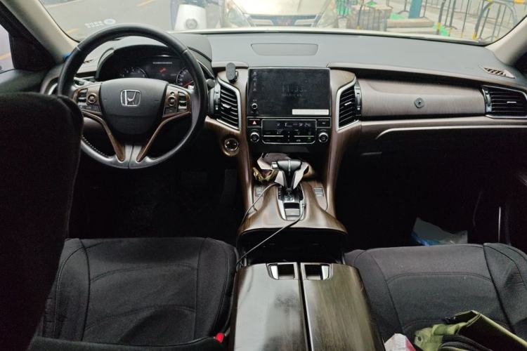 Used Honda Avancier 2020 240TURBO Two-Wheel Drive Comfort Edition Center Console