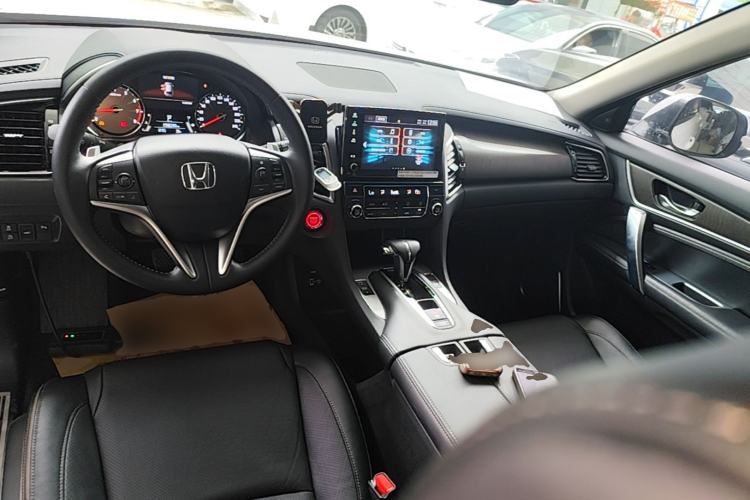 Used Honda Avancier 2020 240TURBO Two-Wheel Drive Comfort Edition Center Console