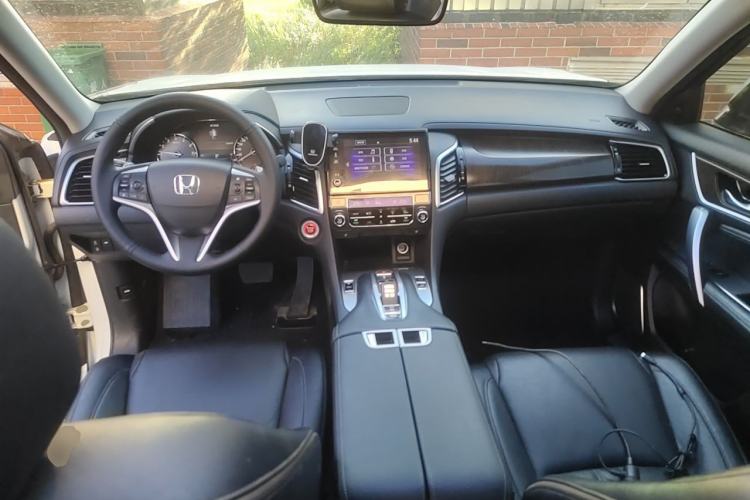 Used Honda Avancier 2020 370TURBO Two-Wheel Drive Luxury Edition Center Console