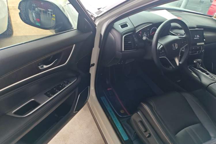 Used Honda Avancier 2020 240TURBO Two-Wheel Drive Premium Edition Driver Seat