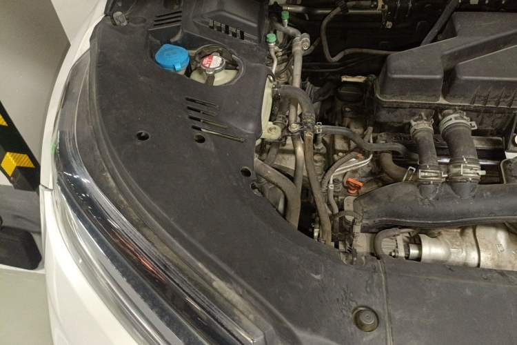 Used Honda Avancier 2020 240TURBO Two-Wheel Drive Comfort Edition Engine Bay Right