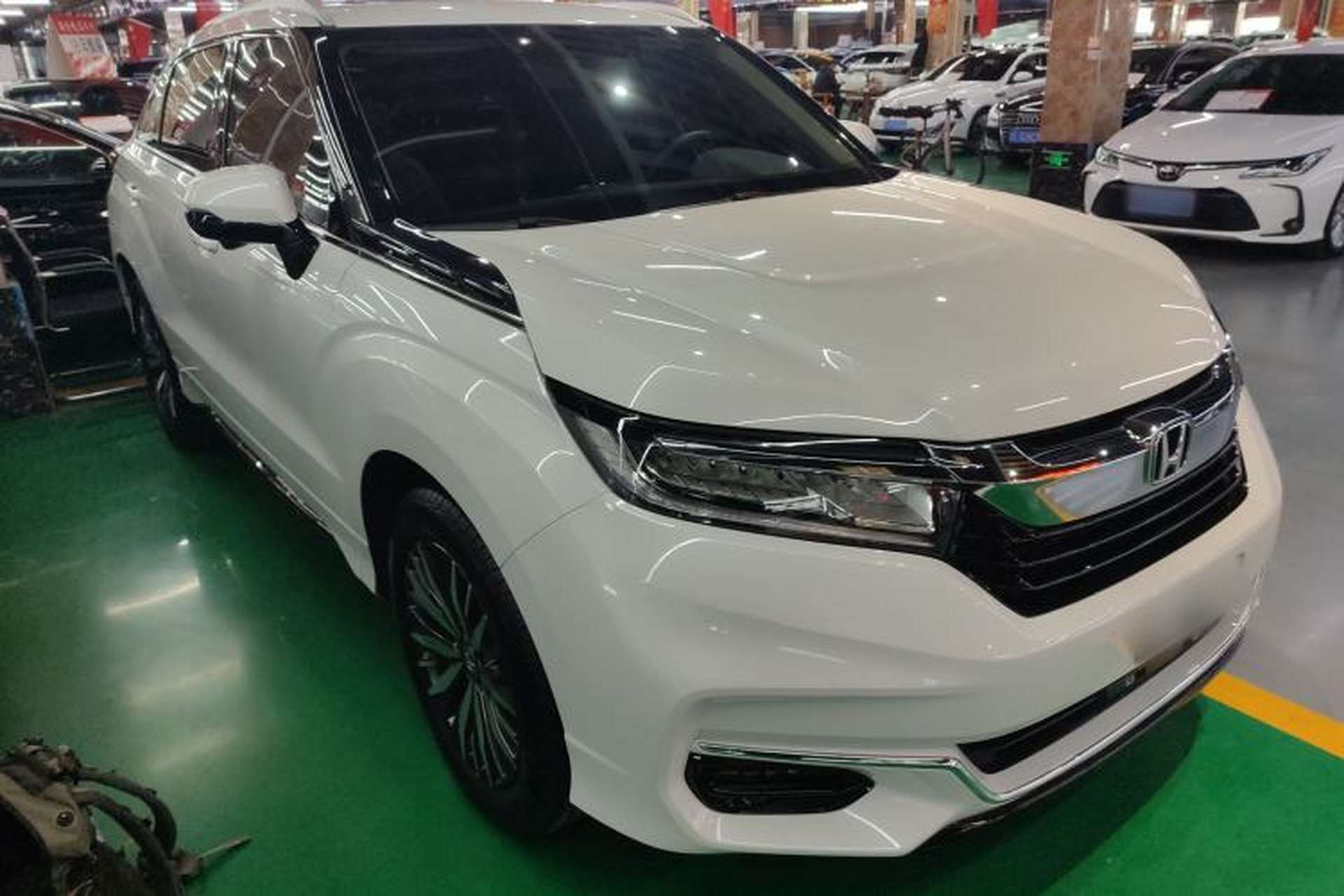 Used Honda Avancier 2020 370TURBO Four-Wheel Drive Premium Edition Front Right 45 Deg