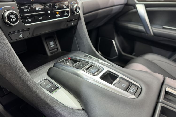 Used Honda Avancier 2020 370TURBO Four-Wheel Drive Premium Edition Gear Lever